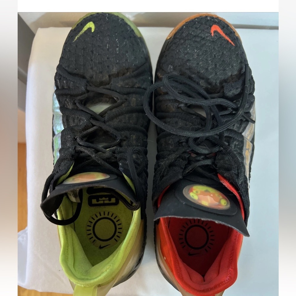 Nike Boys LeBron LB23 Black Lace Up Sneaker Shoe - Size 7Y